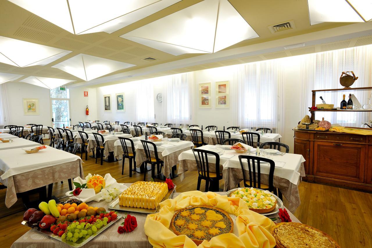 Hotel Terme Monticelli Terme Kültér fotó